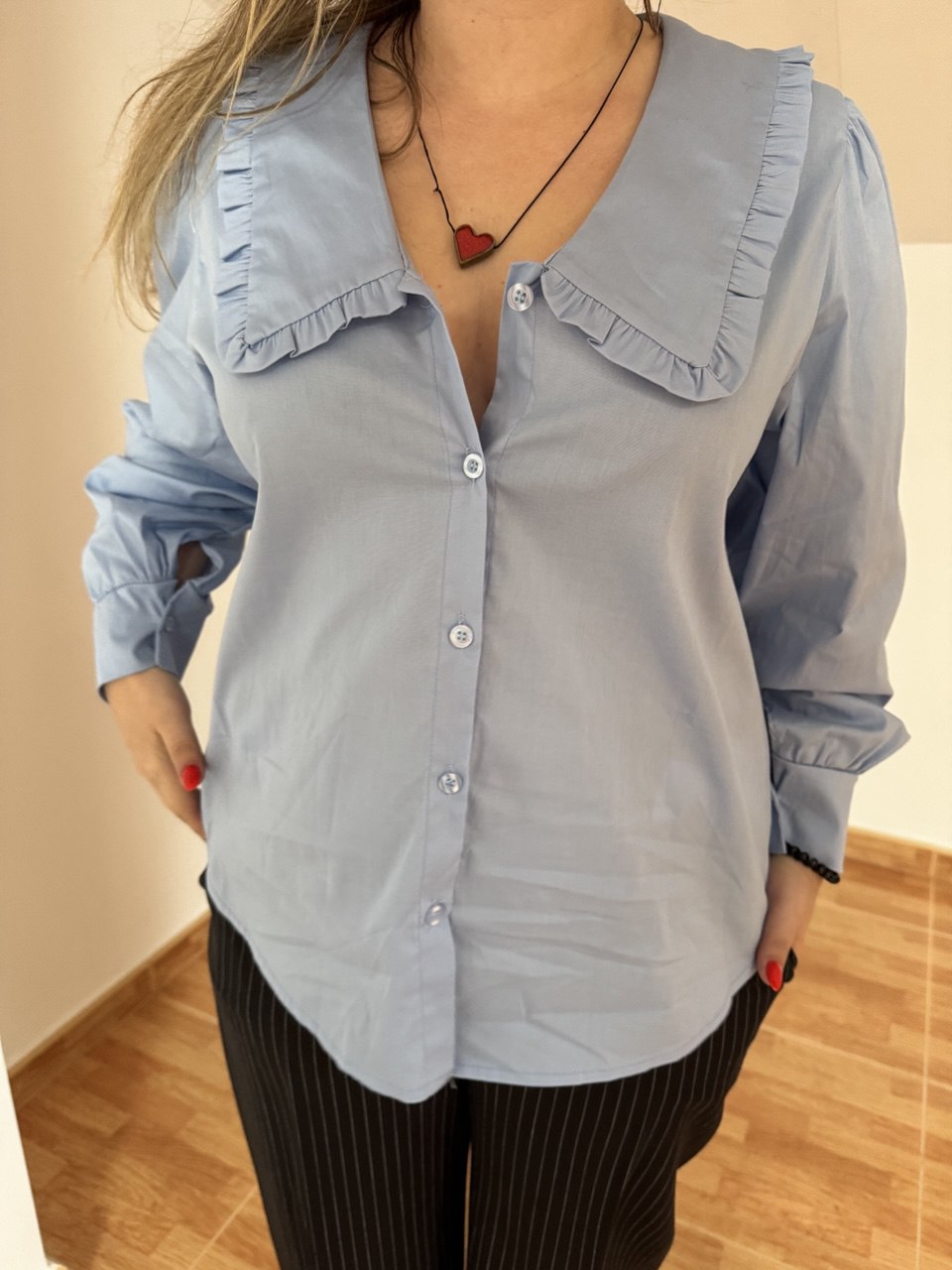 Camisa cuello bebé azul