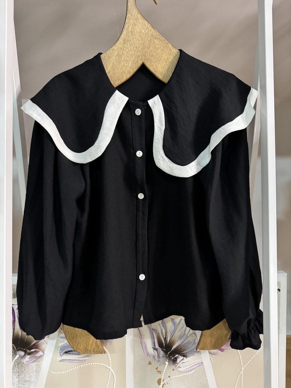 Camisa cuello bobo negra