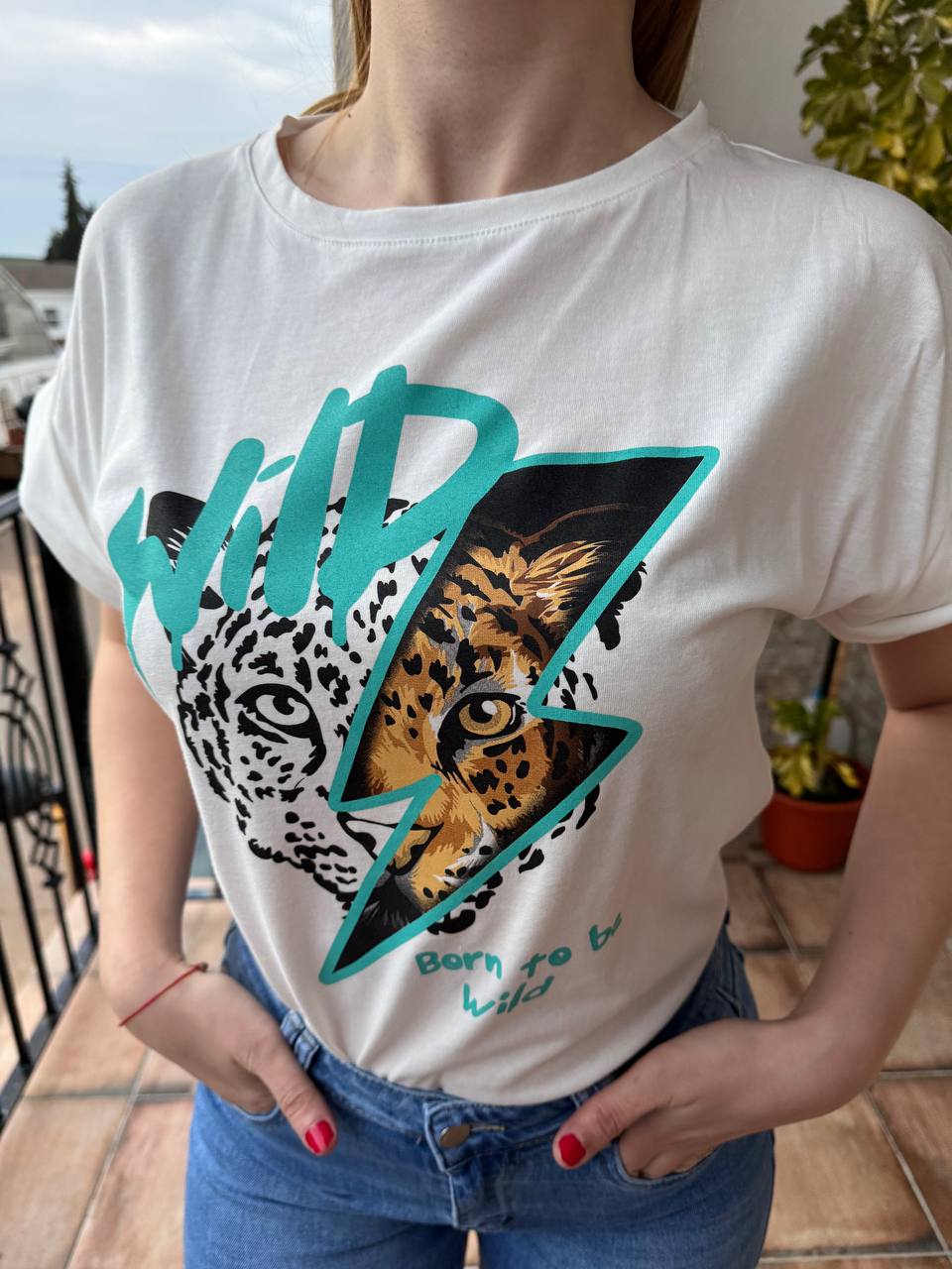 Wild white short sleeve t-shirt