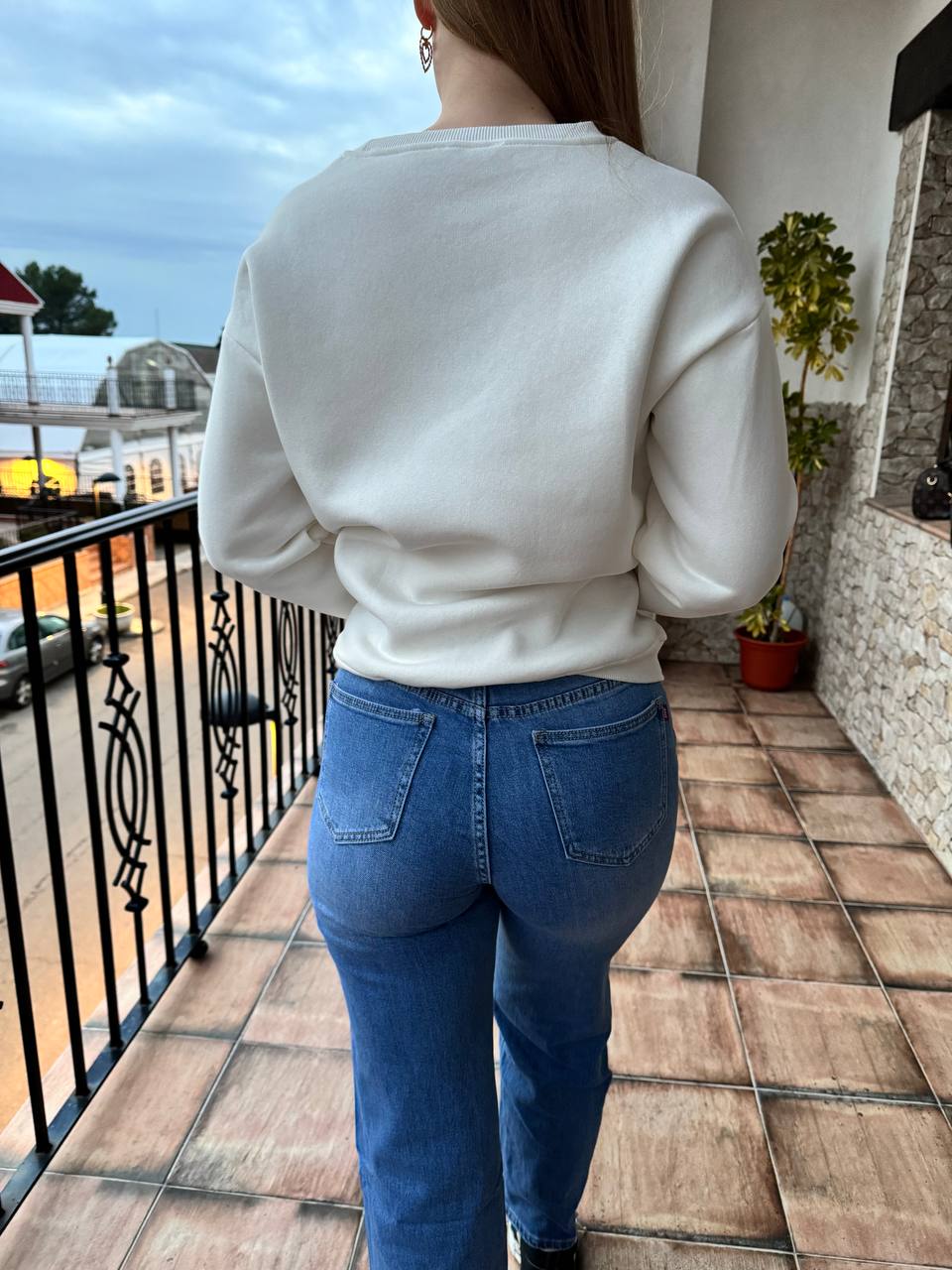 Cherry white sweatshirt