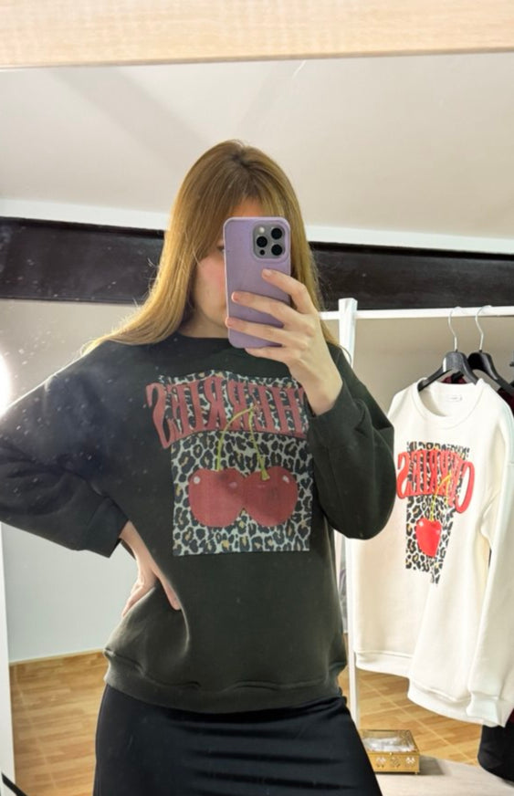 Cherries green sweatshirt