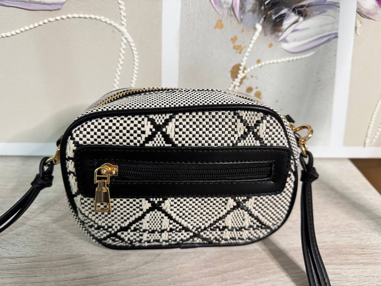 Bolso pequeño con cremallera