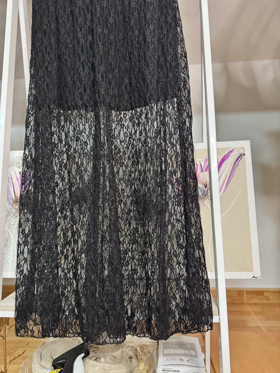 Falda larga de encaje negra