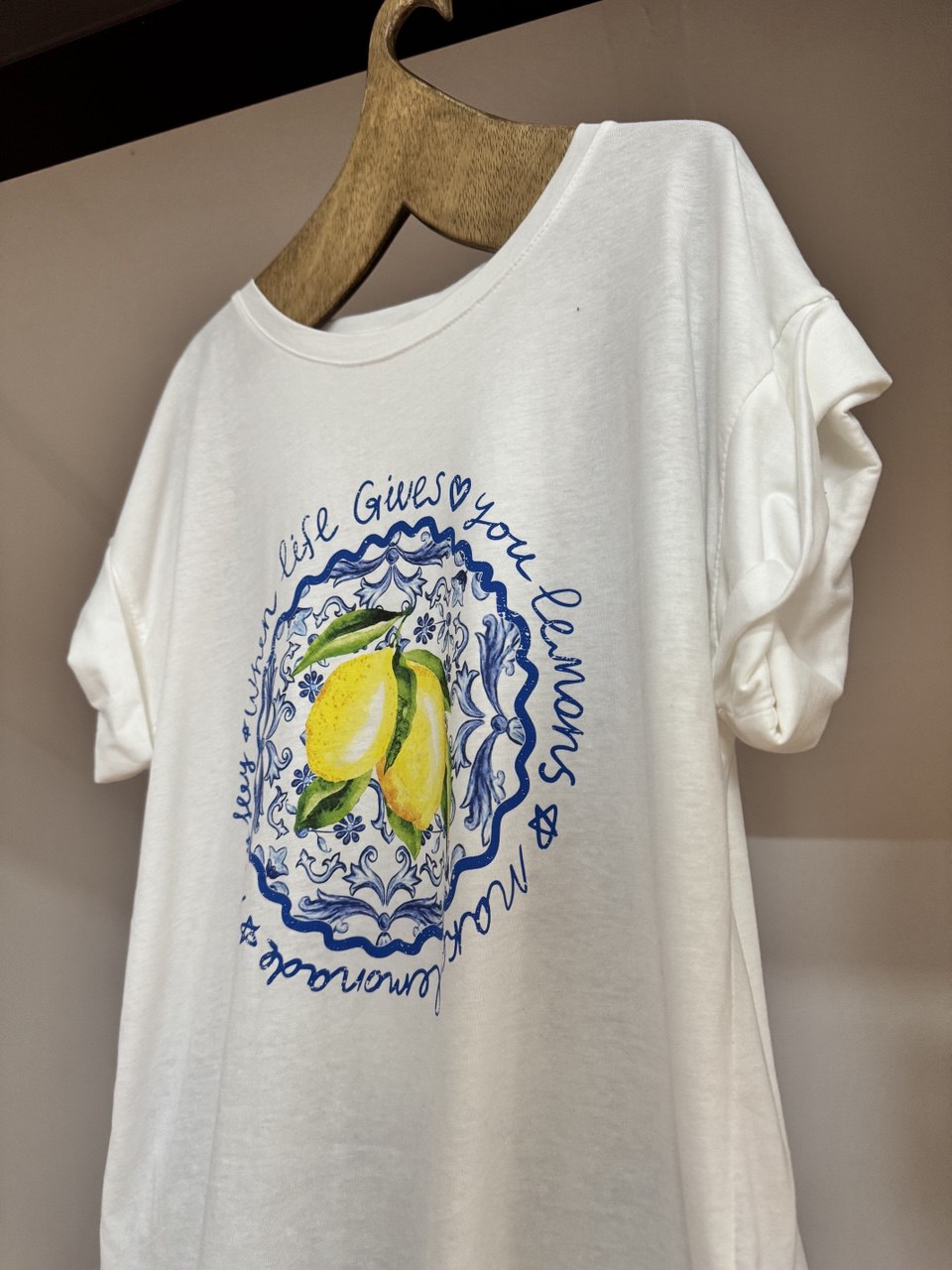 White lemon t-shirt