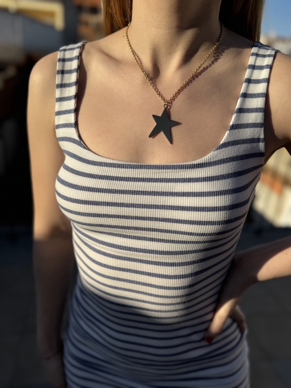 Vestido midi de rayas estilo navy