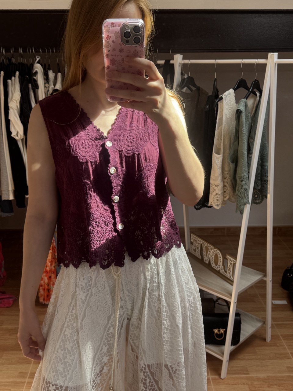 Top bordado con botones (Varios colores)