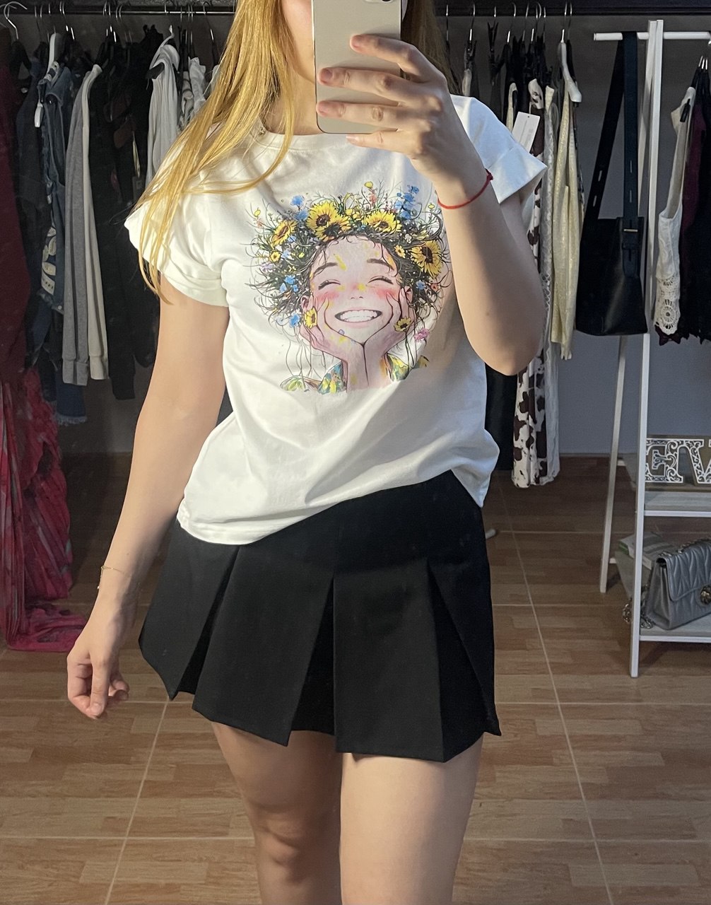 Camiseta blanca margaritas