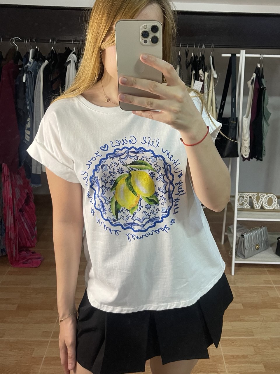 Camiseta blanca limones