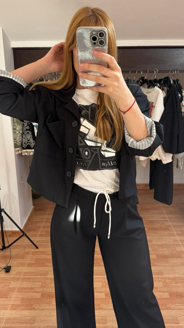 Conjunto chaqueta y pantalón