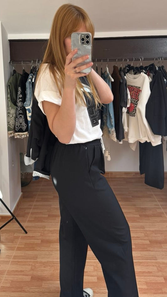 Conjunto chaqueta y pantalón