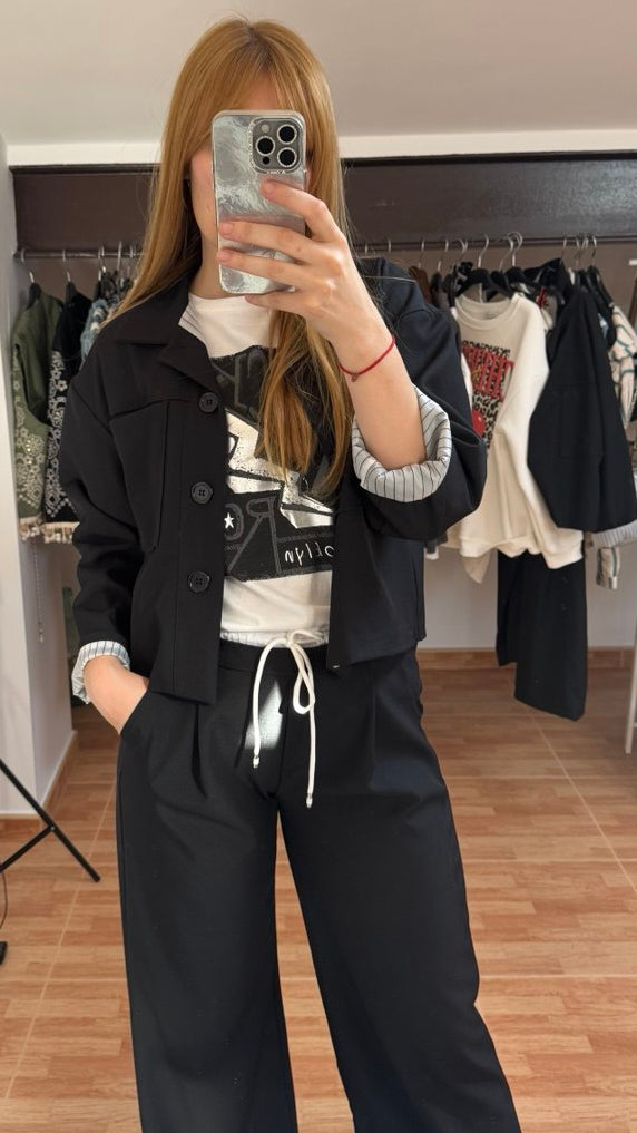 Conjunto chaqueta y pantalón