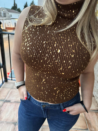 Brown ribbed top with golden drops