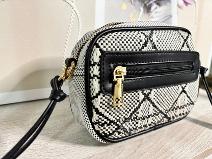Small zipper bag