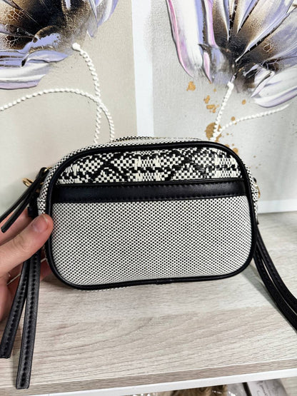 Small zipper bag