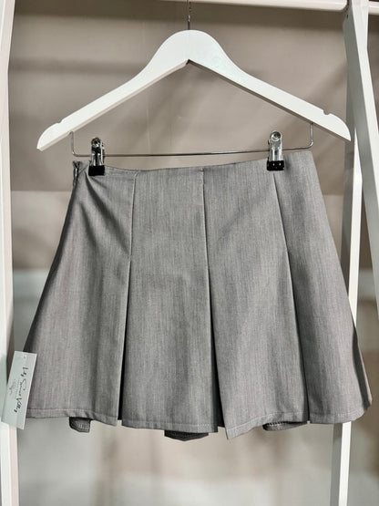 Falda pantalón tablas gris