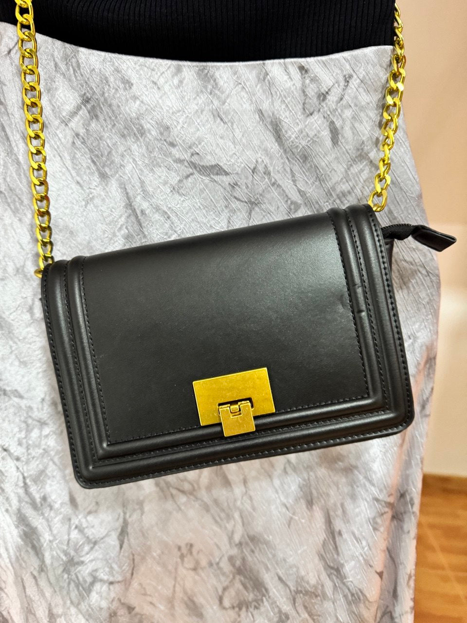 Bolso con cadena Elegance