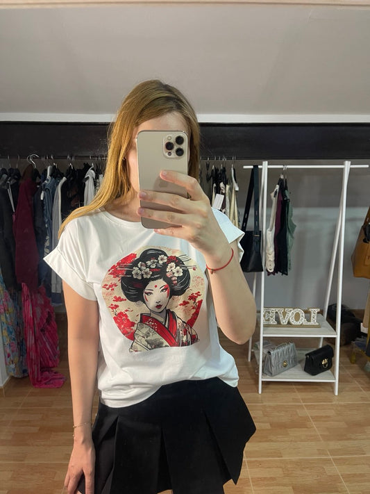Camiseta blanca geisha