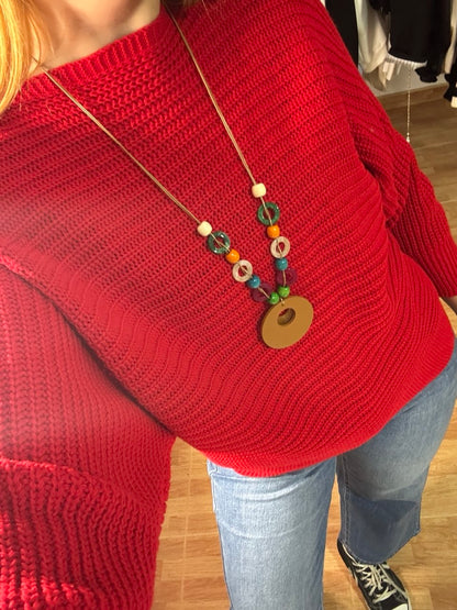 Jersey Rojo de Punto con Colgante