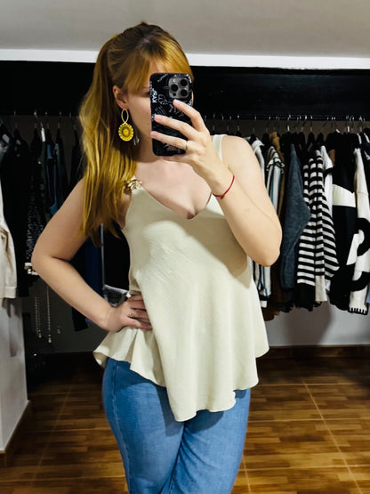 Top fluido color Beige