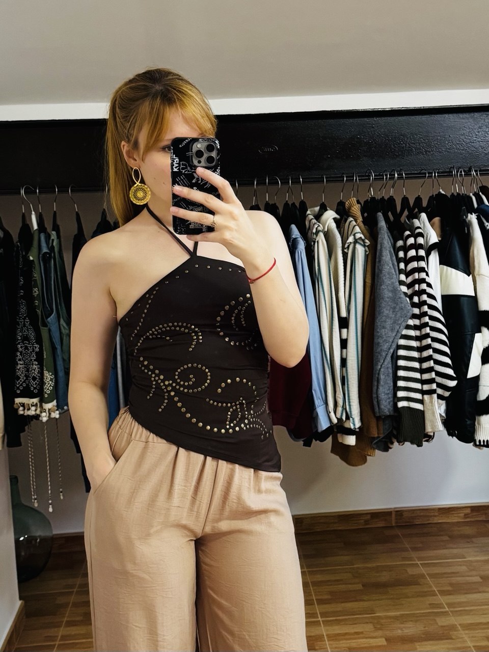 Top halter asimétrico (varios colores)