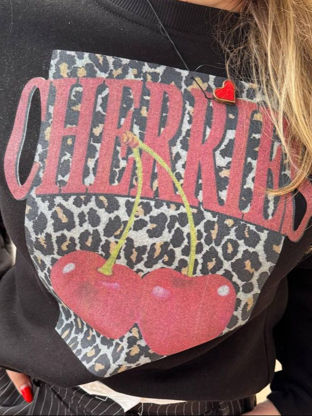 Sudadera negra Cherries